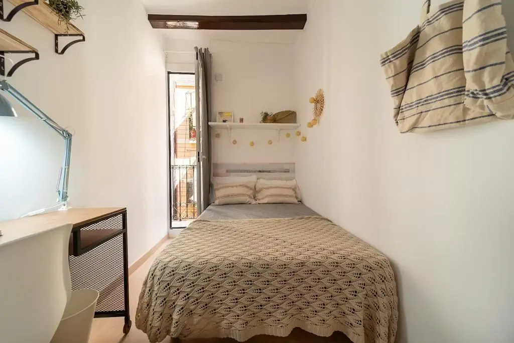 Dormitorio; luz natural, estilo rústico