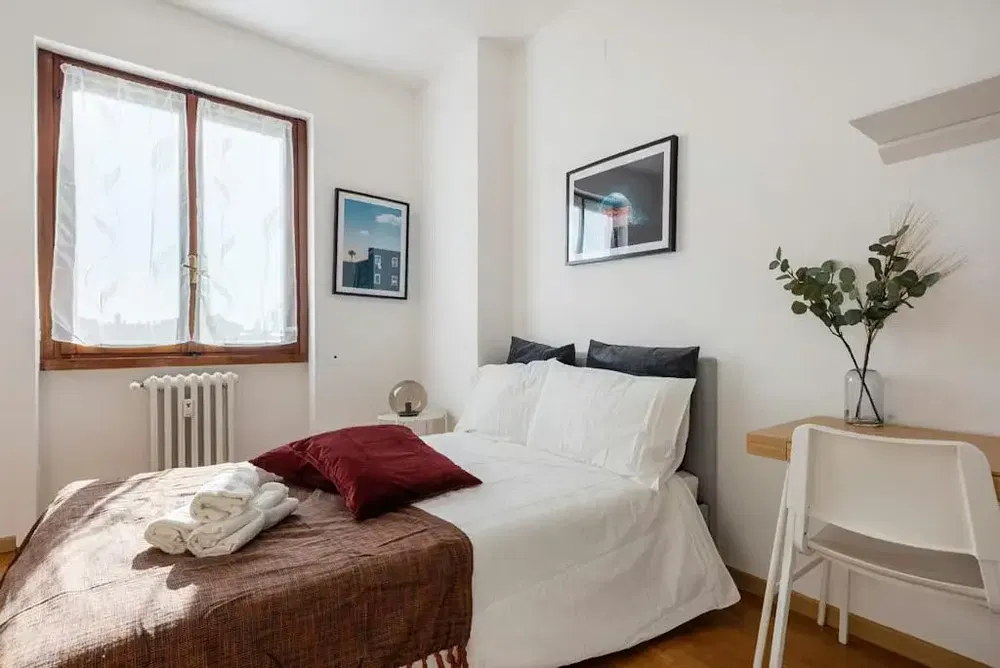 Schlafzimmer; tageslicht, moderner stil