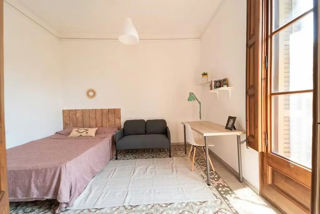 Dormitorio; luz natural, estilo moderno