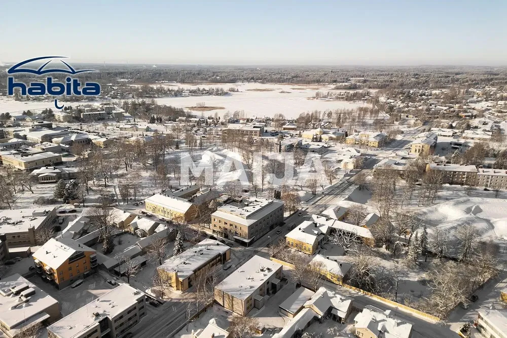 Kuća i okolina; pogled