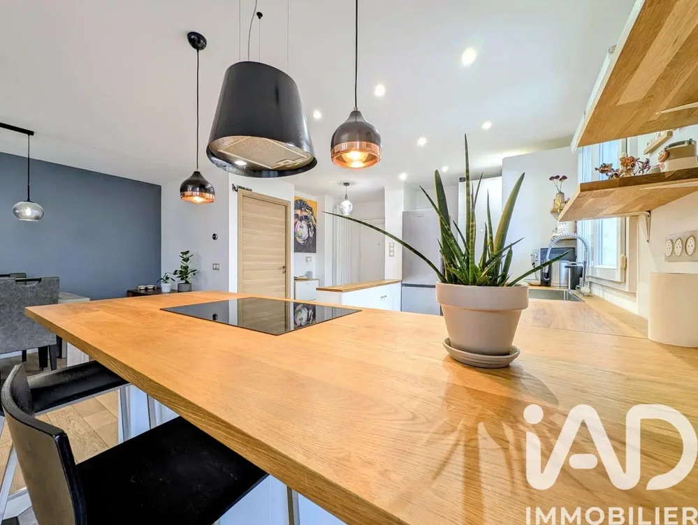 Küche; holzboden, tageslicht, moderner stil