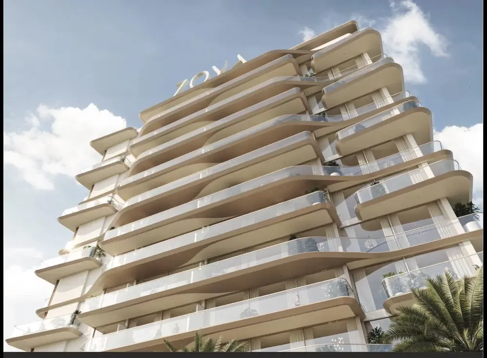 Dům a okolí; výhled