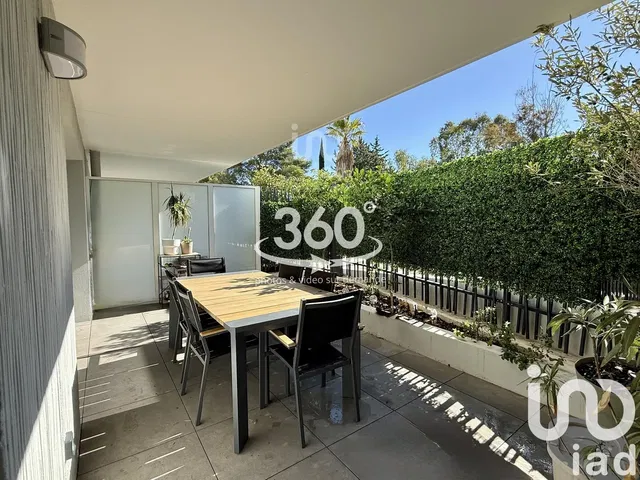 Terrasse; blick, fliesenboden, tageslicht