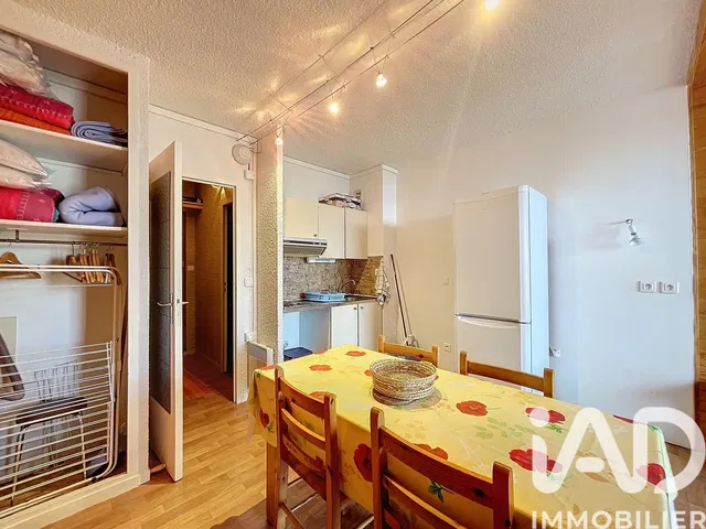 Kitchen; natural light