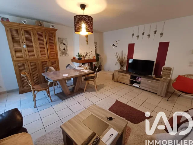 Wohnzimmer; fliesenboden, moderner stil