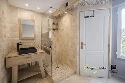 Bathroom; tile floor, natural light