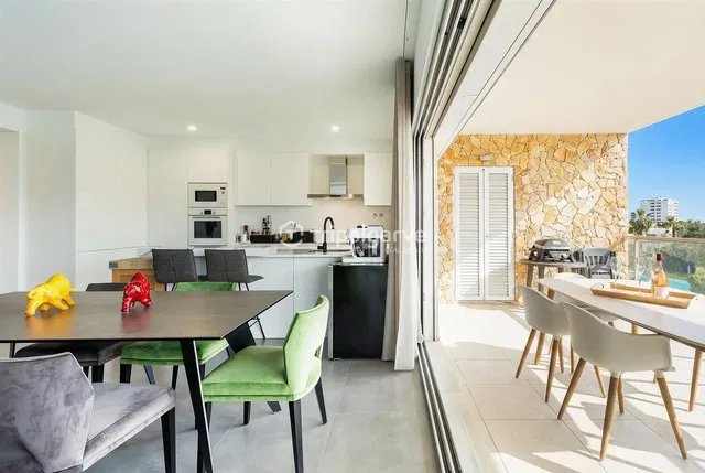 Küche; blick, küchengeräte, tageslicht, moderner stil