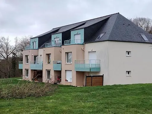 Haus und umgebung; blick