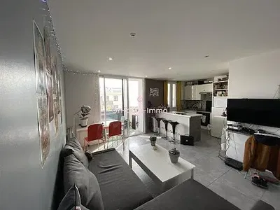 Wohnzimmer; blick, fliesenboden, tageslicht, moderner stil