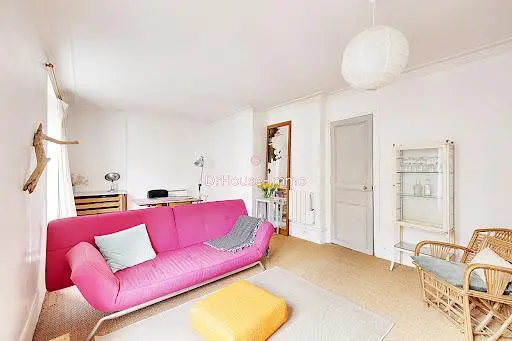 Wohnzimmer; tageslicht, moderner stil