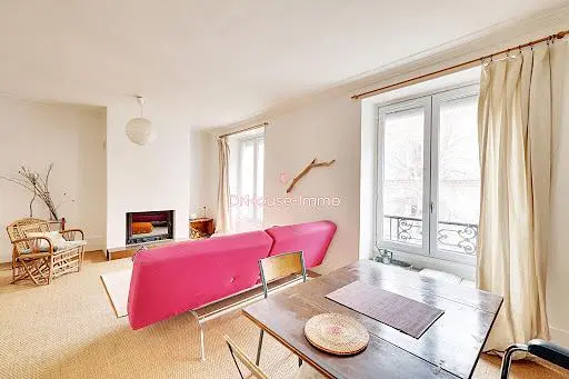 Wohnzimmer; kamin, tageslicht, moderner stil