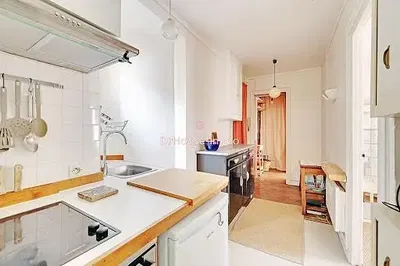 Küche; küchengeräte, tageslicht