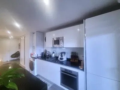 Küche; küchengeräte, tageslicht