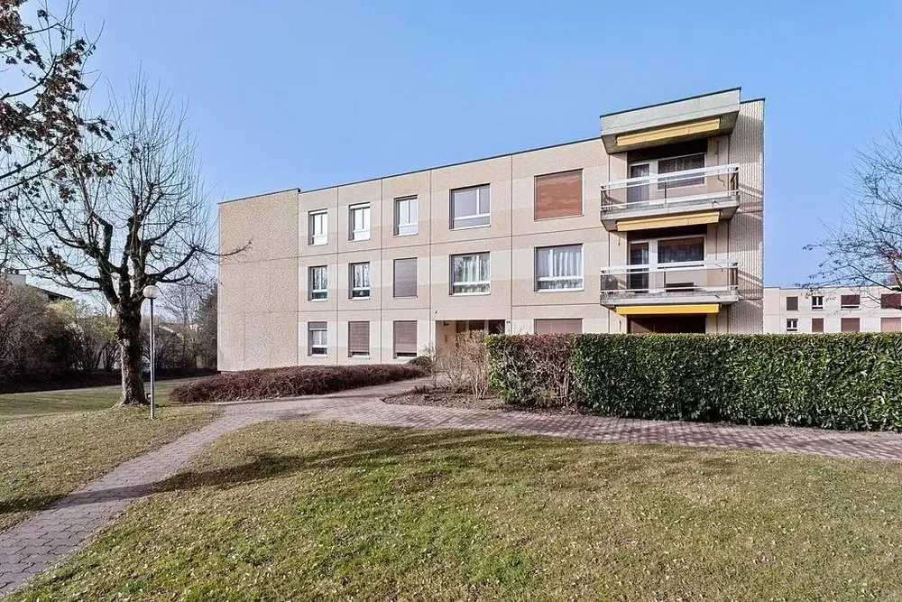 Haus und umgebung; blick