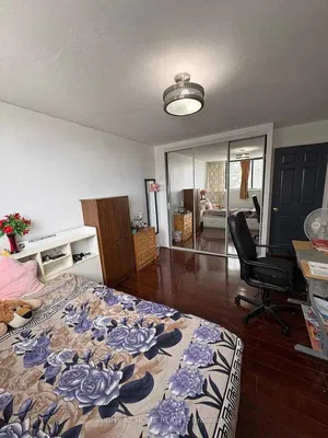 Bedroom; wood floor, natural light