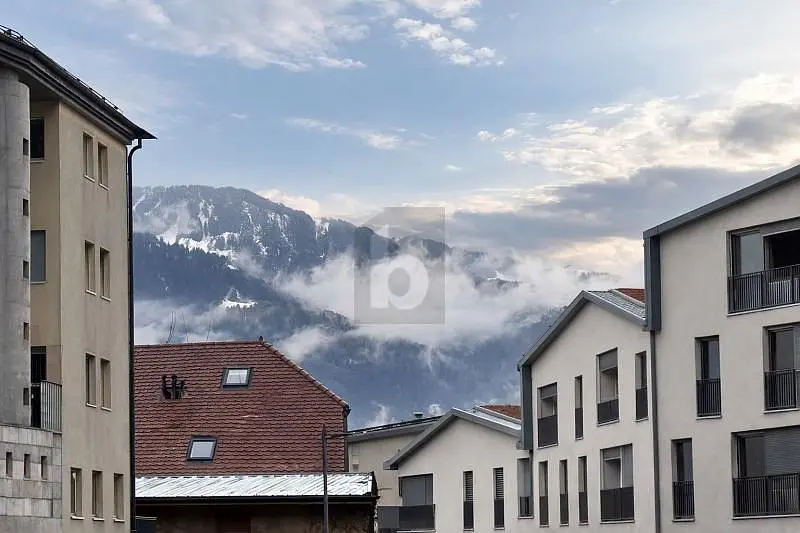 Haus und umgebung; blick
