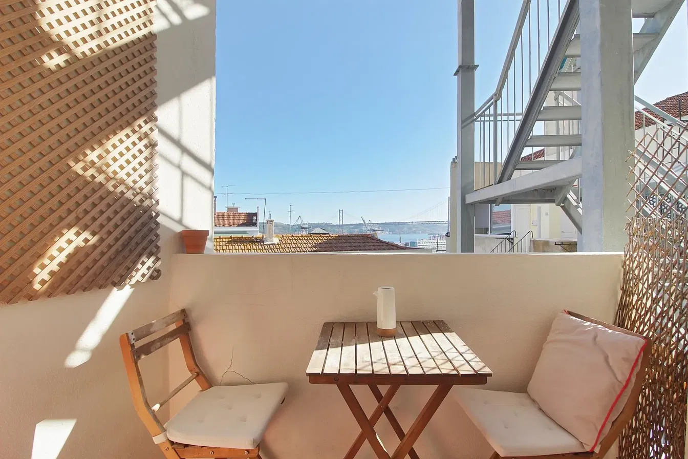 Тераса; поглед, природно светло