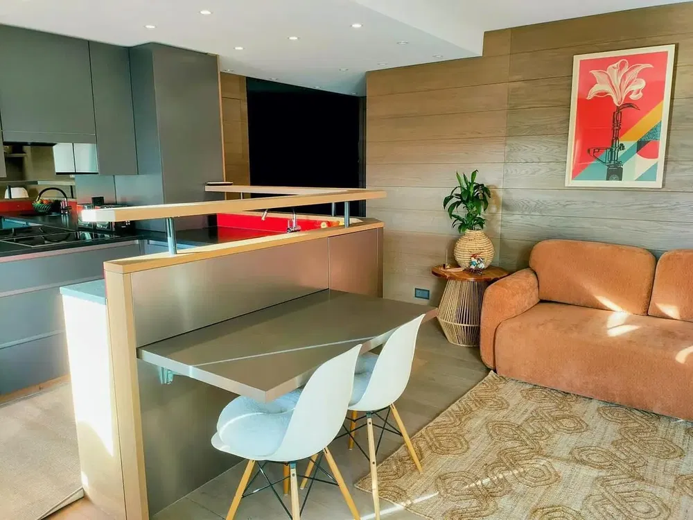 Dnevni boravak; moderan stil, prirodna svjetlost