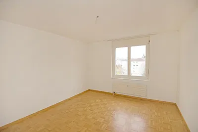 Спаваћа соба; поглед, дрвени под, природно светло