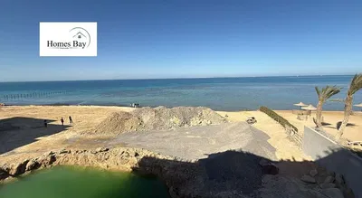 Dům a okolí; výhled