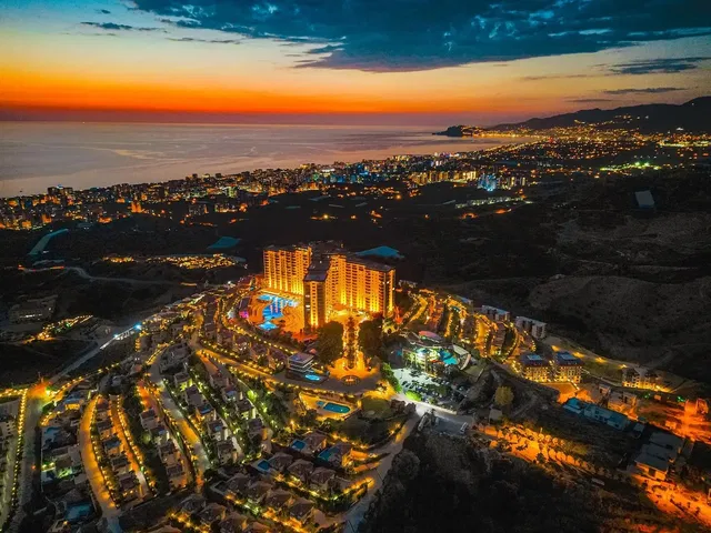 المنزل والمناطق المحيطة; إطلالة