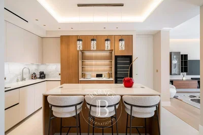 Küche; küchengeräte, moderner stil, renoviert, tageslicht