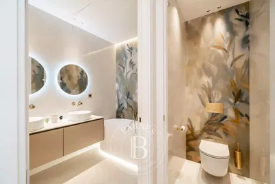 Купатило; реновиран, природно светло, модерни стил