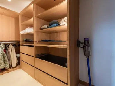 Соба; дрвени под