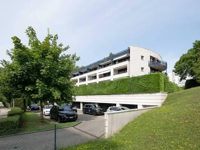 Haus und umgebung; blick