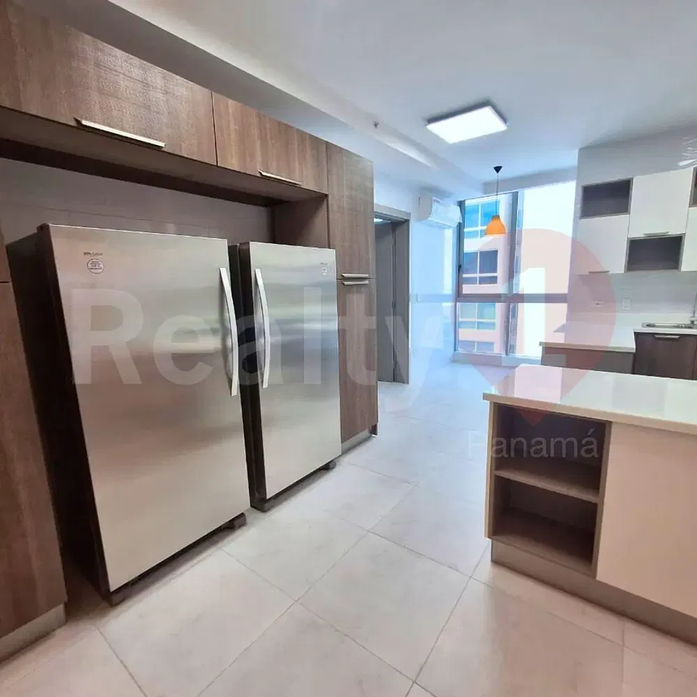 Küche; küchengeräte, fliesenboden, tageslicht