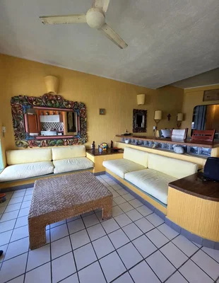 Salon; carrelage, style rustique