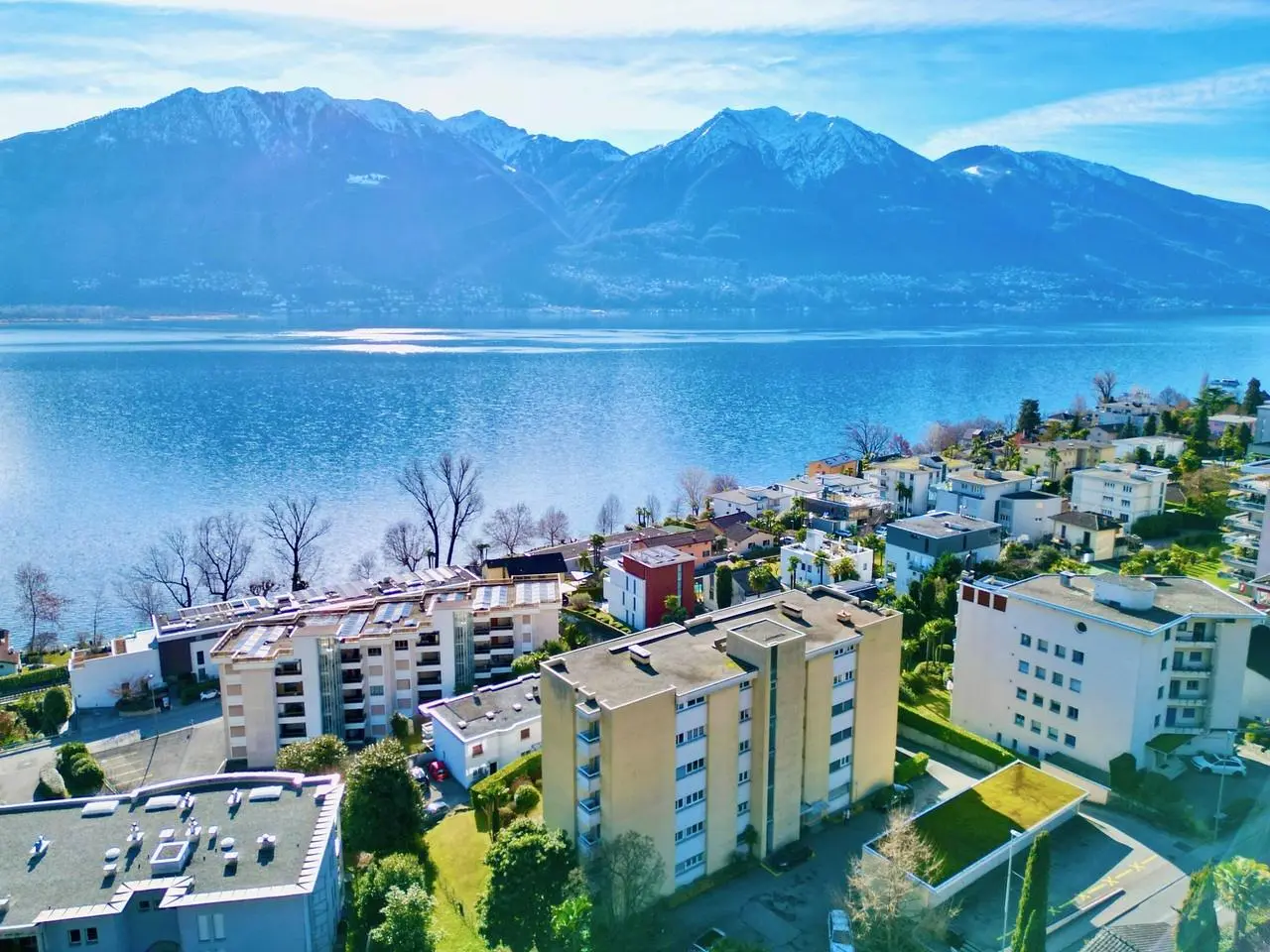 Haus und umgebung; blick