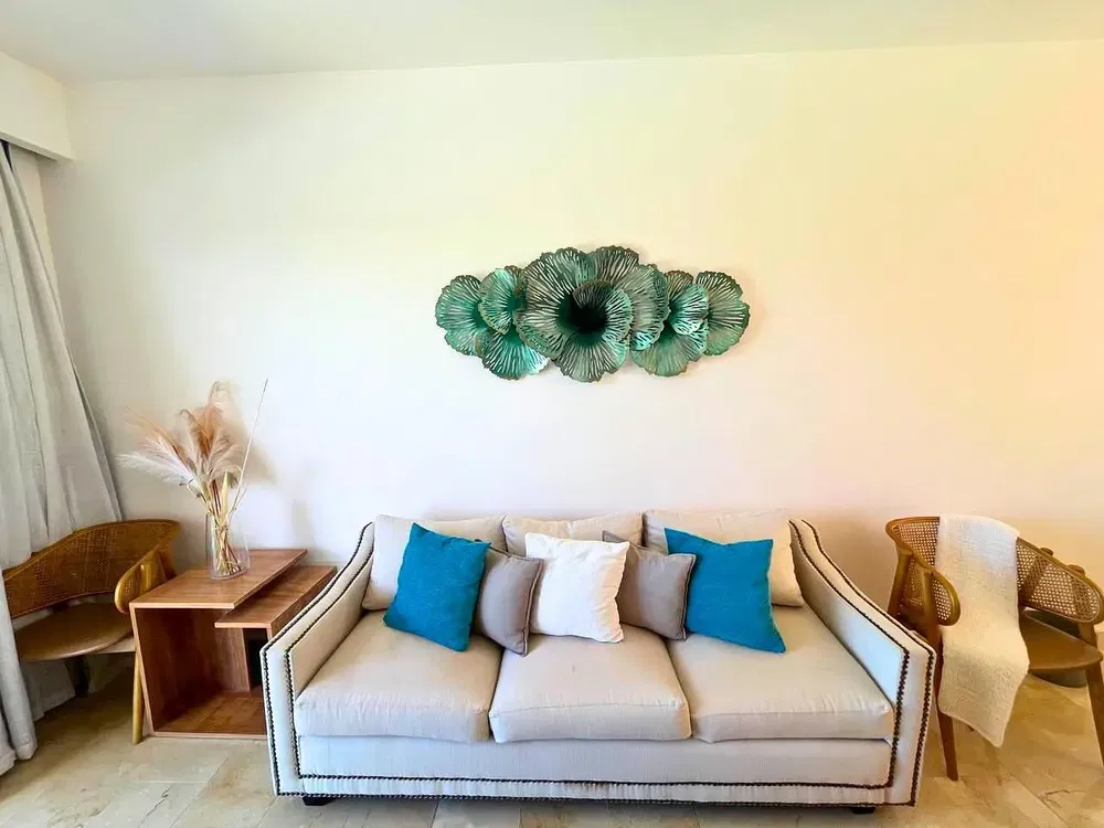 Obývací pokoj; moderní styl, přirozené světlo