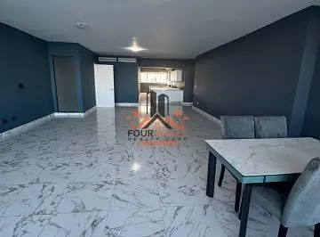 Дневна соба; плочице, природно светло