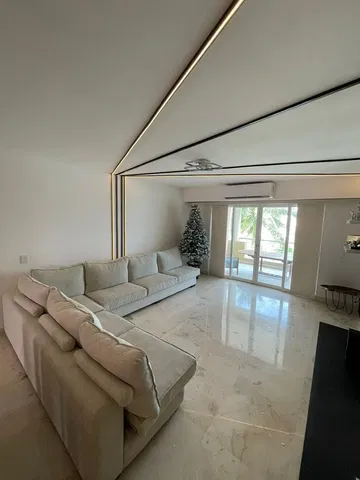 Salón; vista, luz natural, estilo moderno, suelo de baldosas