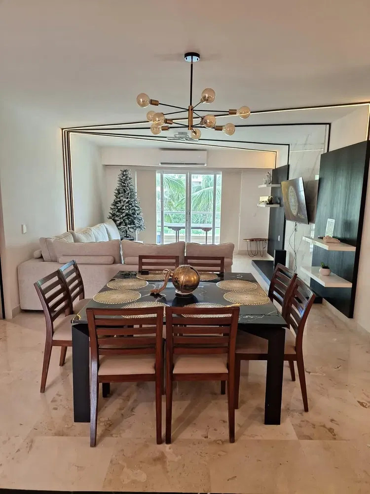 Salón; luz natural, estilo moderno