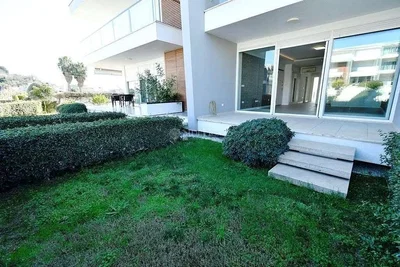 House and surroundings; view, natural light