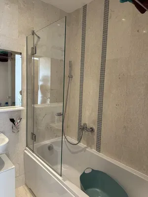 Badezimmer; fliesenboden