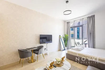 Spavaća soba; moderan stil, pločice, prirodna svjetlost