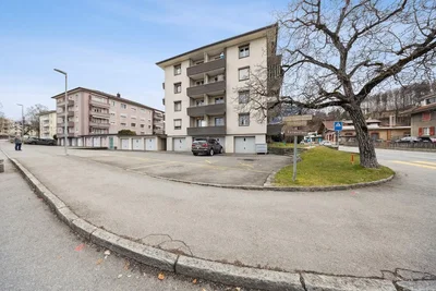 Maison et environs; vue