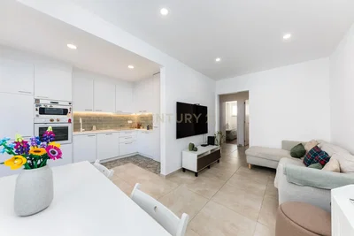 غرفة معيشة; أجهزة المطبخ, ضوء طبيعي, أسلوب عصري