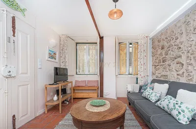 Sala de estar; luz natural, estilo rústico, chão de azulejo