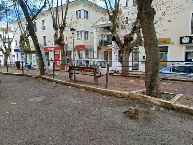 Кућа и околина; поглед