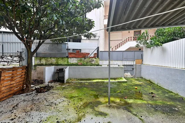 Ταράτσα; χρειάζεται ανακαίνιση, φυσικό φως