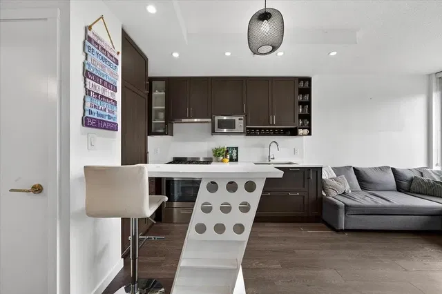 Kitchen; modern style, wood floor, natural light, kitchen appliances