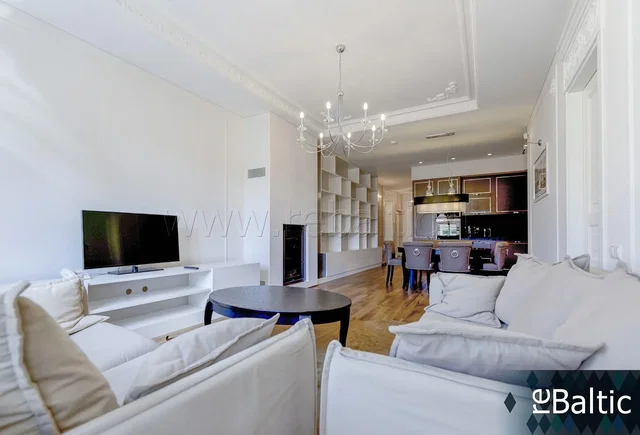 Soggiorno; luce naturale, stile moderno