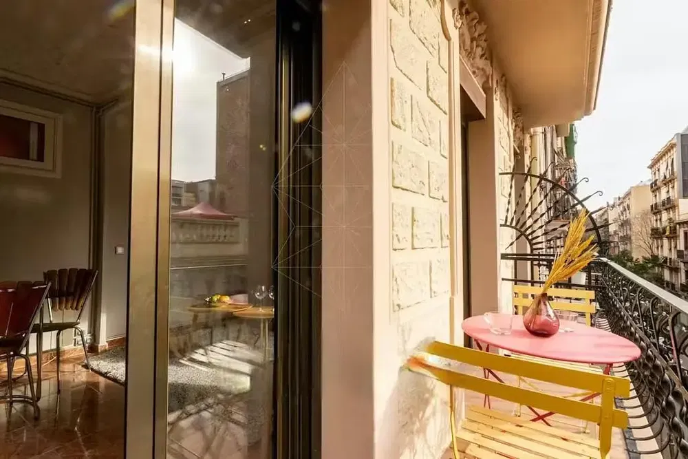 Balkon; manzara, doğal ışık