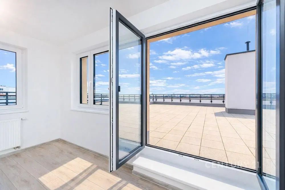 Balkon; blick, holzboden, tageslicht