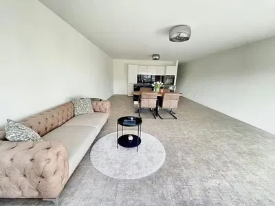 Wohnzimmer; tageslicht, moderner stil