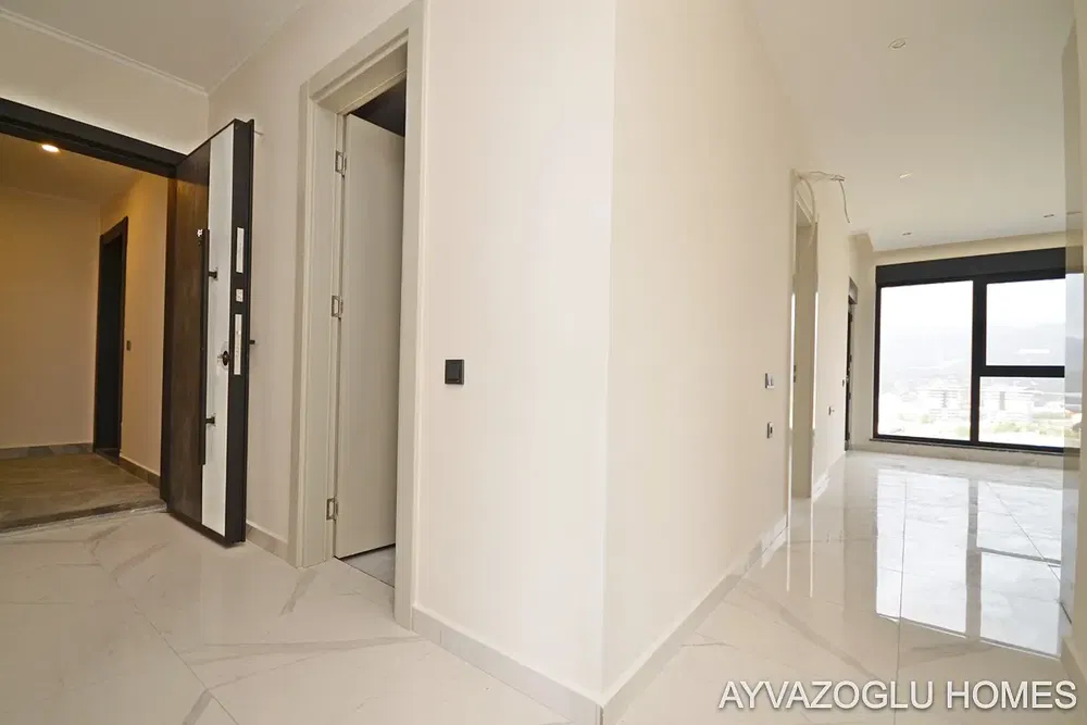 Σαλόνι; πλακάκια, θέα, φυσικό φως